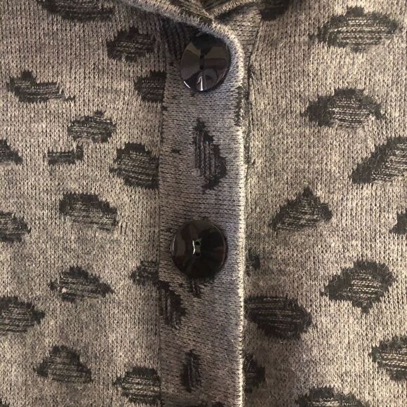 Andrea Lieu Collection Leopard Print Ruffle Collar Knit Sweater Jacket Size L - Picture 2 of 6